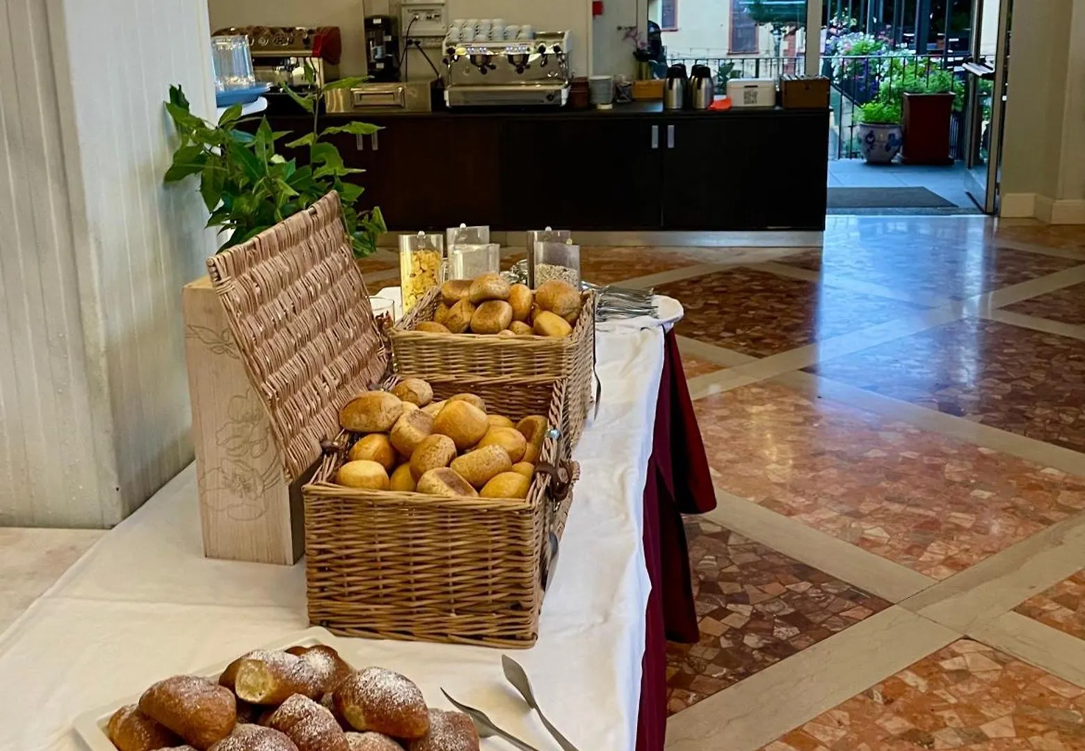 Hotel Bazzoni Tremezzo